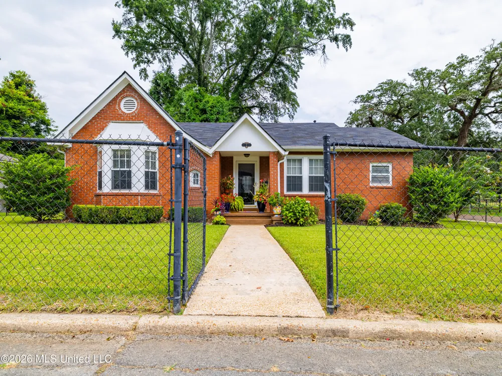 1 Oak Court Natchez, MS 39120