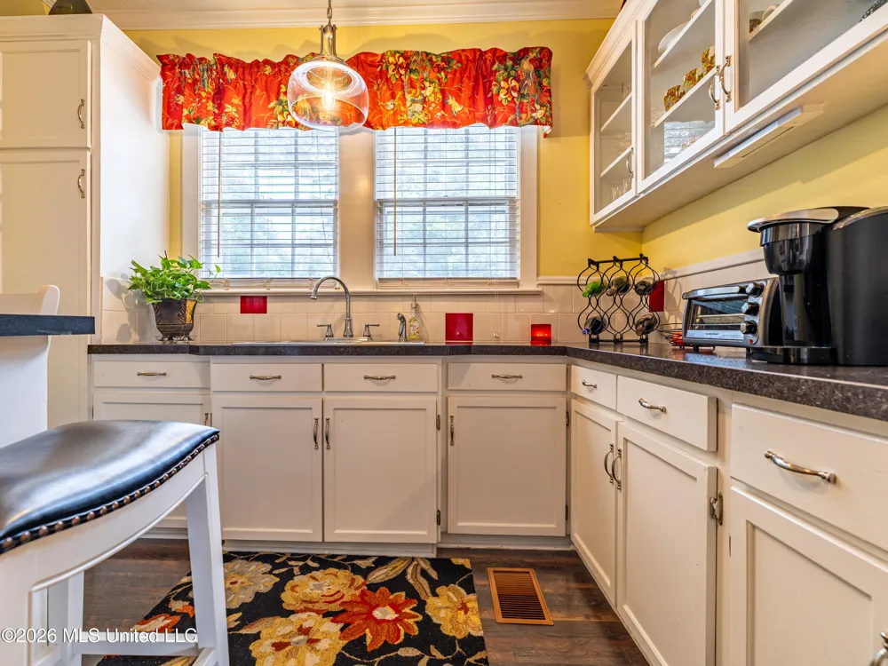 1 Oak Court Natchez, MS 39120
