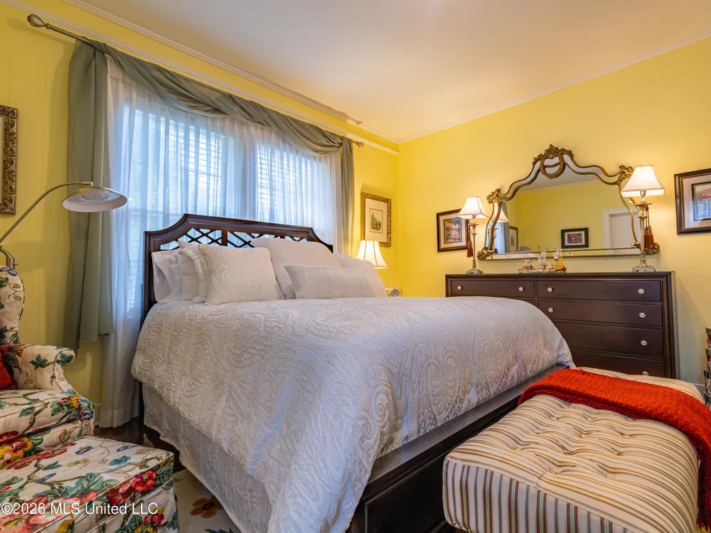 1 Oak Court Natchez, MS 39120