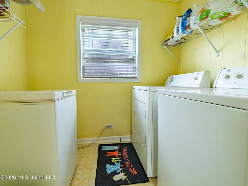 1 Oak Court Natchez, MS 39120