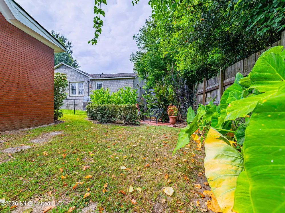 1 Oak Court Natchez, MS 39120