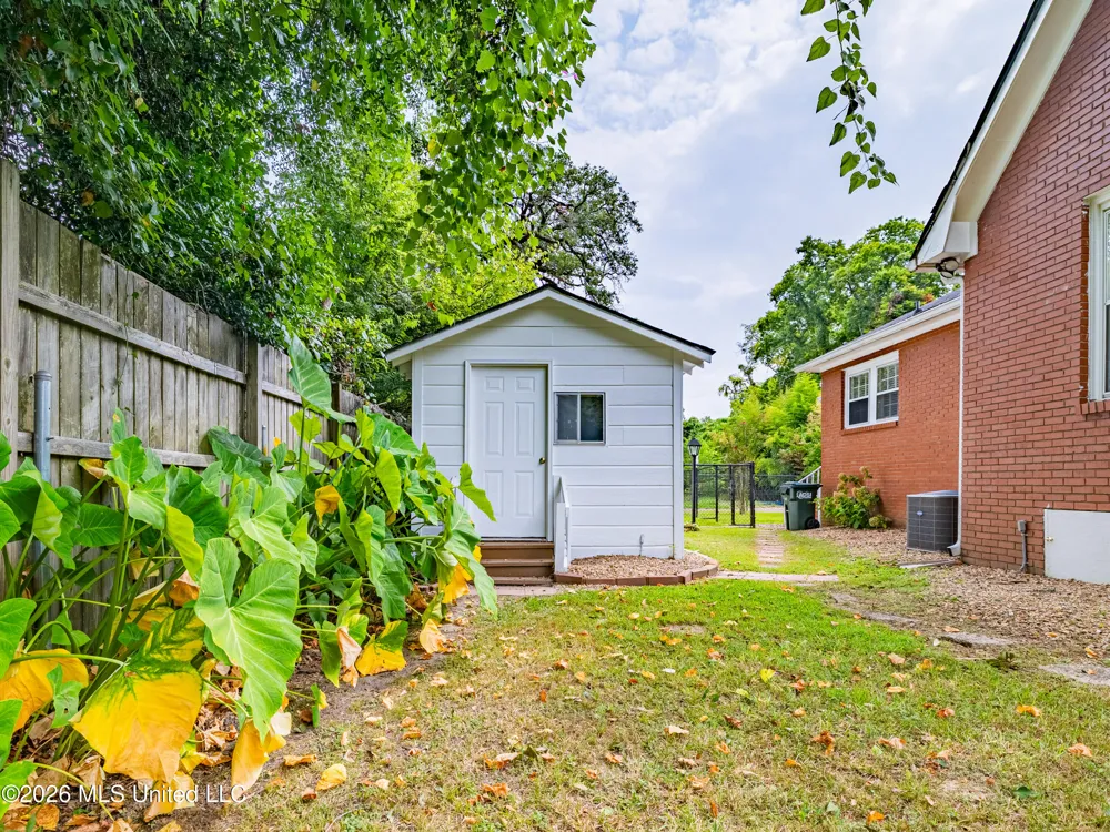 1 Oak Court Natchez, MS 39120