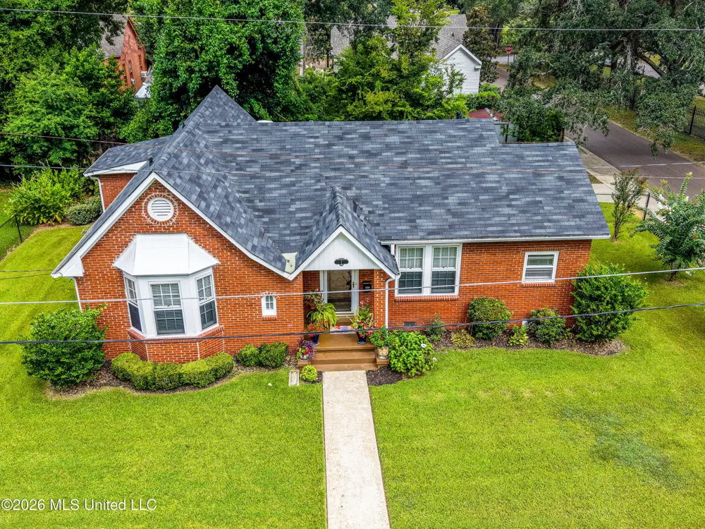 1 Oak Court Natchez, MS 39120