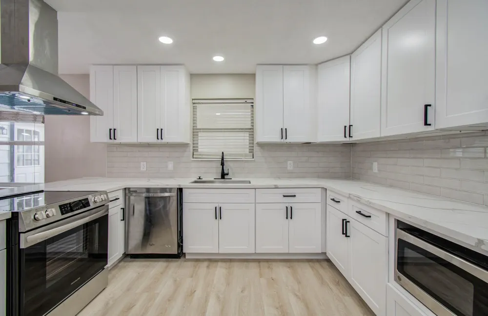 4735 Theall Road Houston, TX 77066