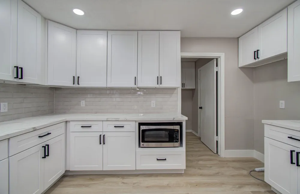 4735 Theall Road Houston, TX 77066