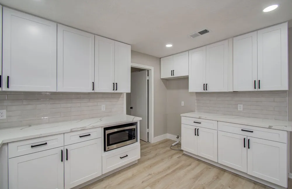 4735 Theall Road Houston, TX 77066
