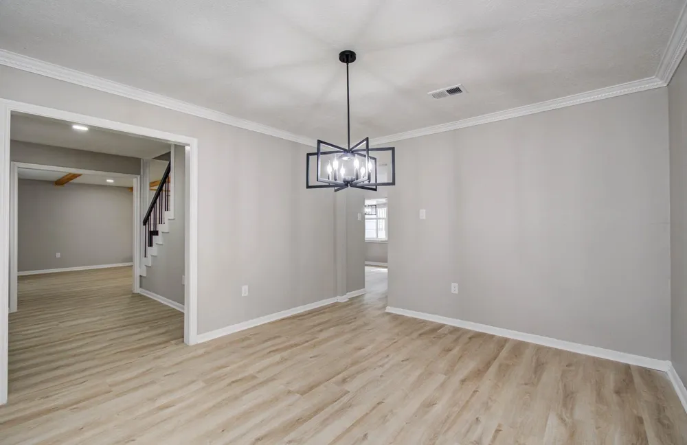 4735 Theall Road Houston, TX 77066