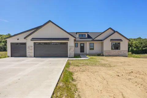 3266 Stonehill Court