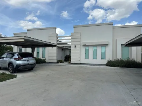 3924 Las Vistas Lane
