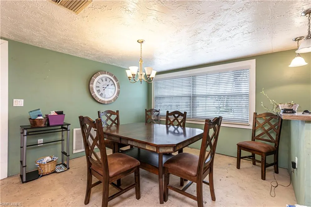 3417 Hoover Drive Holiday, FL 34691