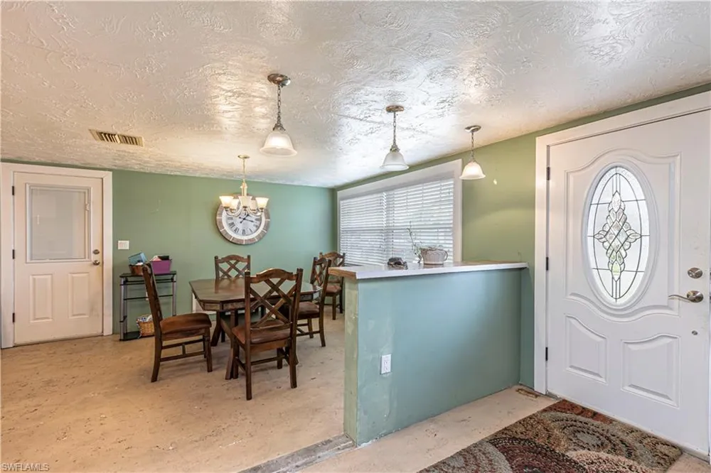 3417 Hoover Drive Holiday, FL 34691