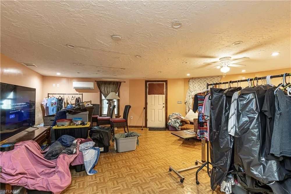 3417 Hoover Drive Holiday, FL 34691