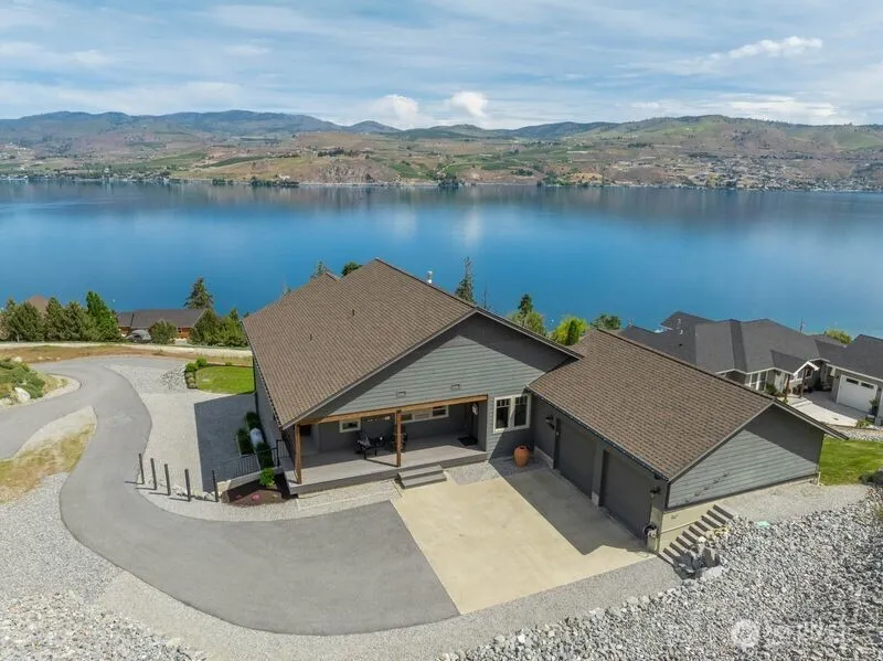 191 Grandview Lane Chelan, WA 98816