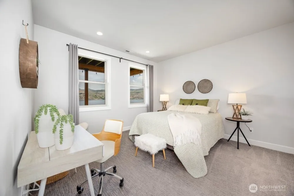 191 Grandview Lane Chelan, WA 98816
