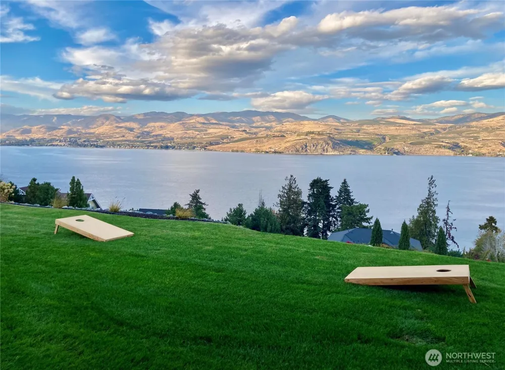 191 Grandview Lane Chelan, WA 98816