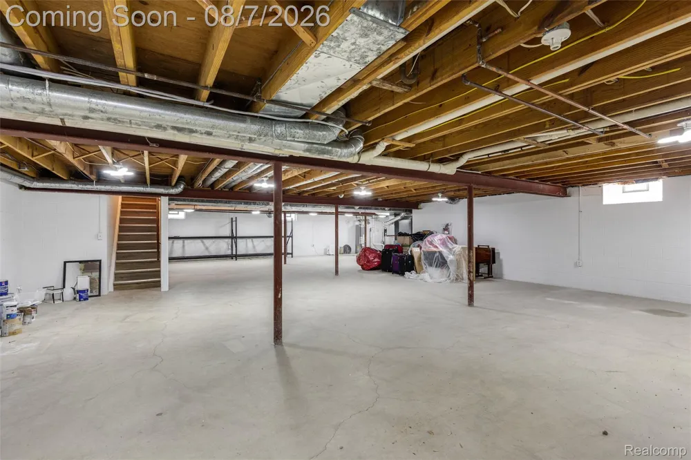 49300 Bayshore Drive Chesterfield Township, MI 48047