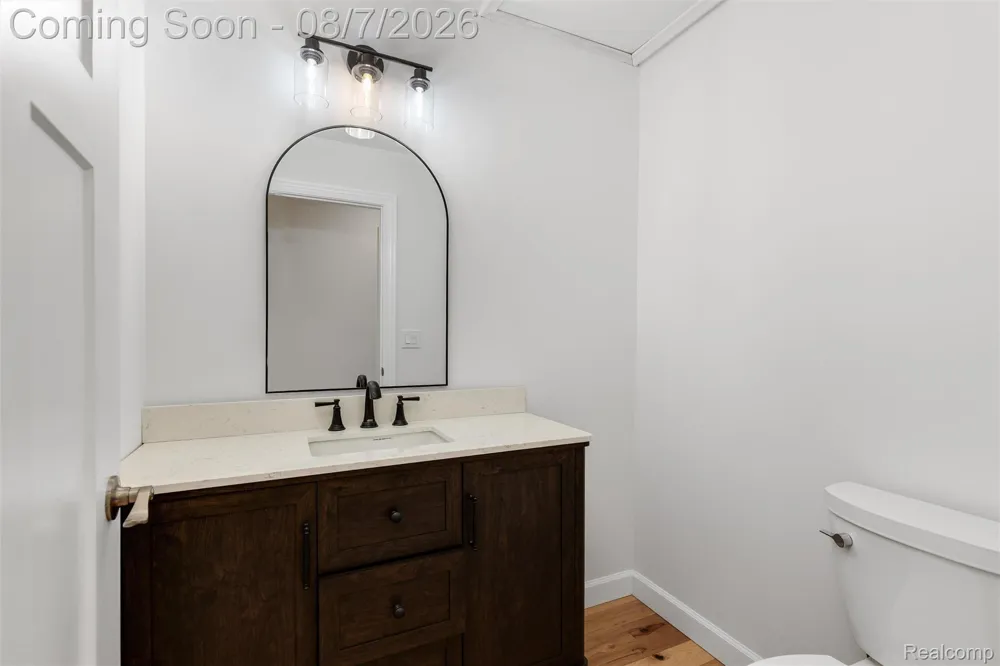 49300 Bayshore Drive Chesterfield Township, MI 48047