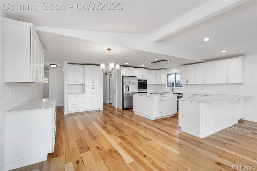 49300 Bayshore Drive Chesterfield Township, MI 48047