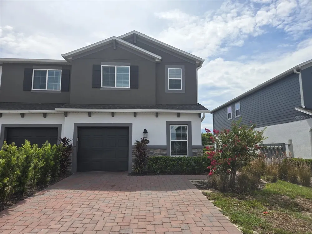 2802 NARCOOSSEE COMMONS WAY St Cloud, FL 34771