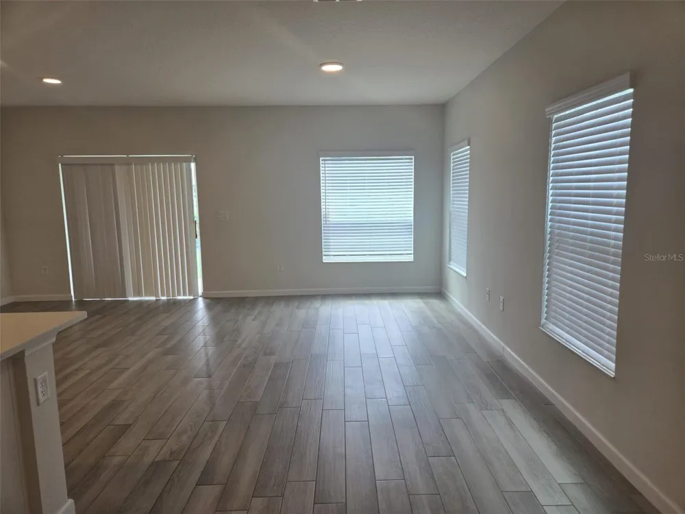 2802 NARCOOSSEE COMMONS WAY St Cloud, FL 34771