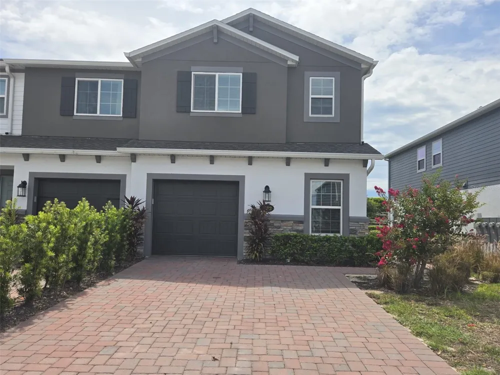 2802 NARCOOSSEE COMMONS WAY St Cloud, FL 34771