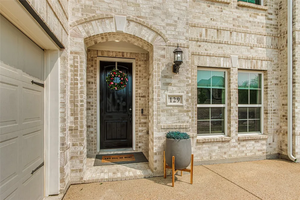 129 Mint Marigold Drive Wylie, TX 75098