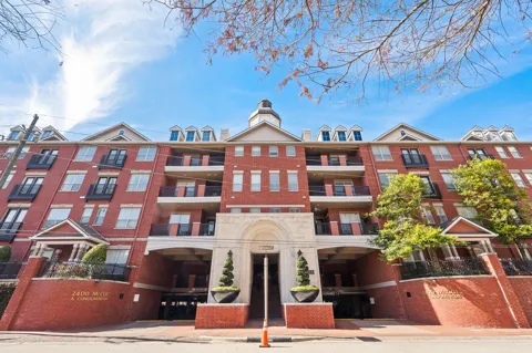 2400 Mccue Road #413