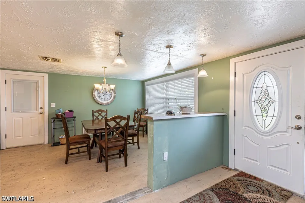 Hoover Drive Holiday, FL 34691