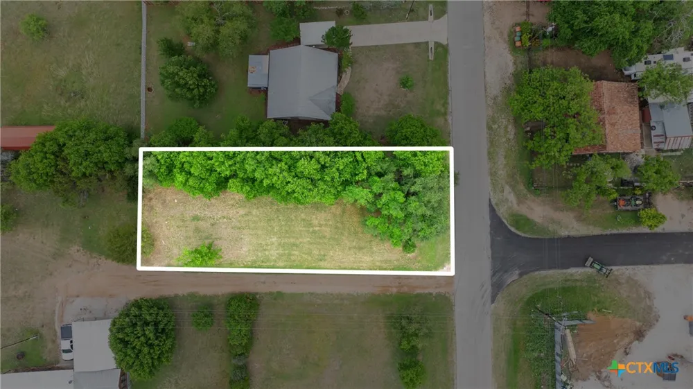 306 W Pecan Drive Johnson City, TX 78636