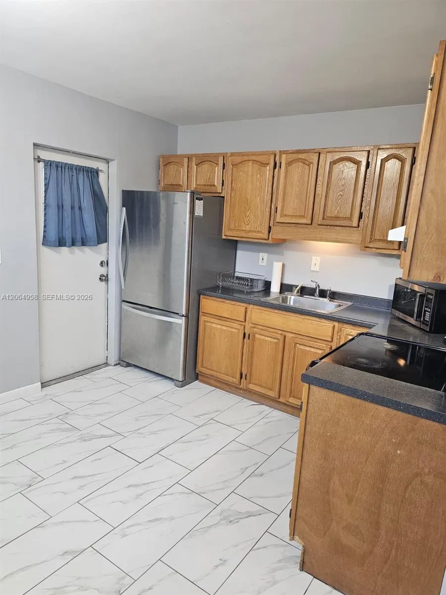 9360 SW 168th St #0 Palmetto Bay, FL 33157