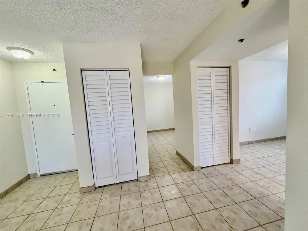 601 SW 37th Ave #303 Miami, FL 33135