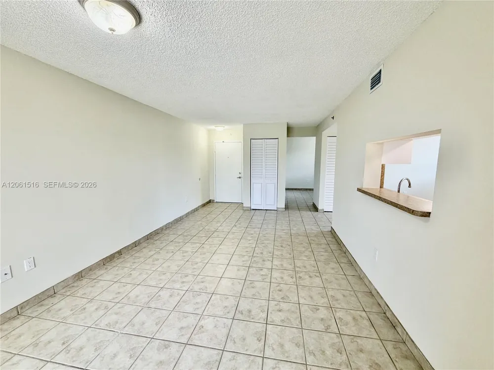 601 SW 37th Ave #303 Miami, FL 33135