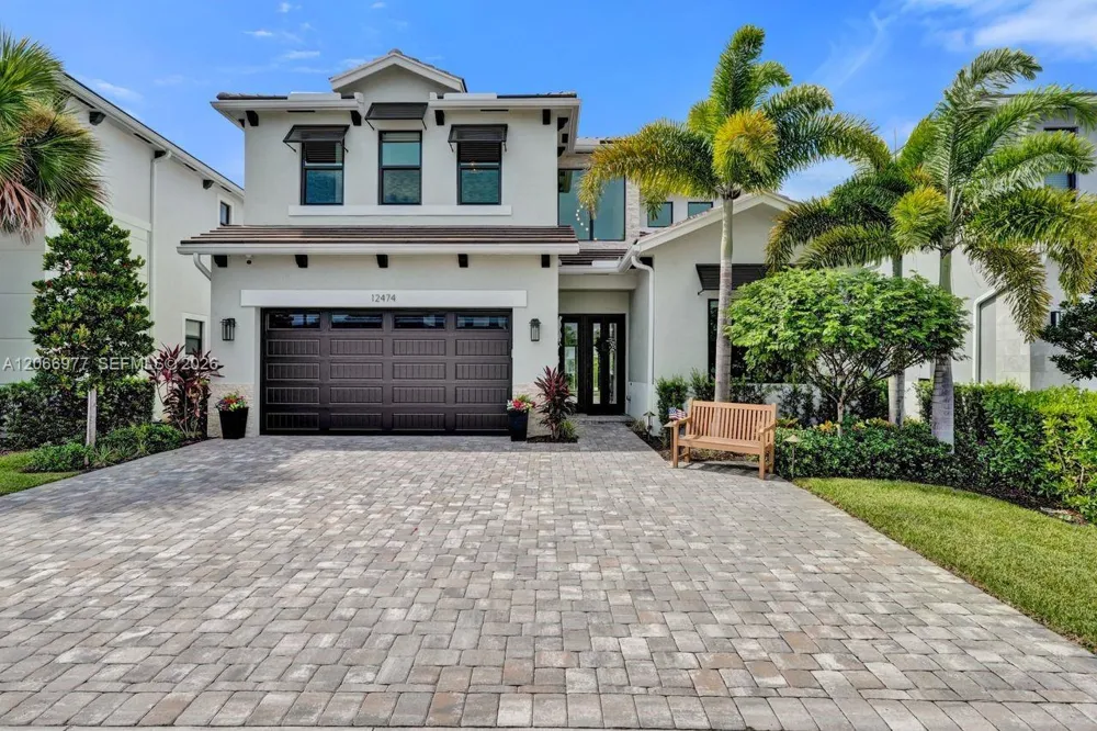 12474 Solana Bay Cir Palm Beach Gardens, FL 33412