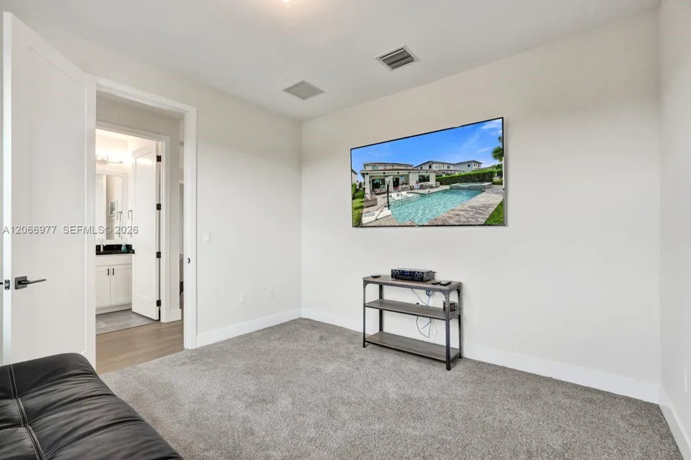 12474 Solana Bay Cir Palm Beach Gardens, FL 33412
