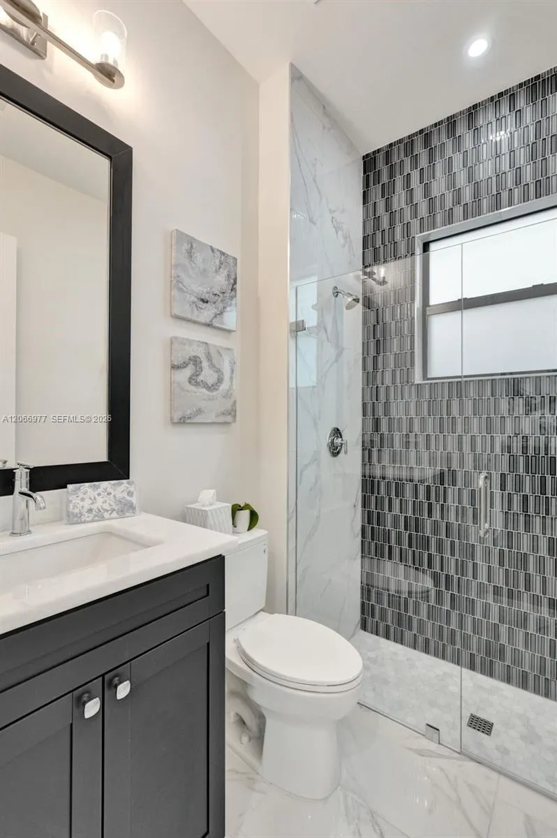 12474 Solana Bay Cir Palm Beach Gardens, FL 33412