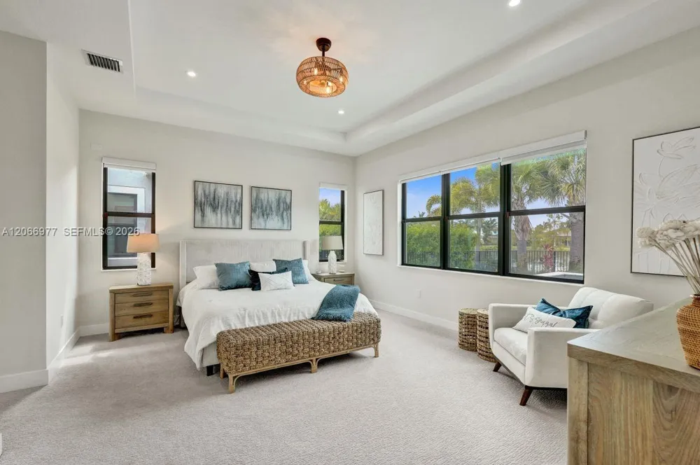12474 Solana Bay Cir Palm Beach Gardens, FL 33412