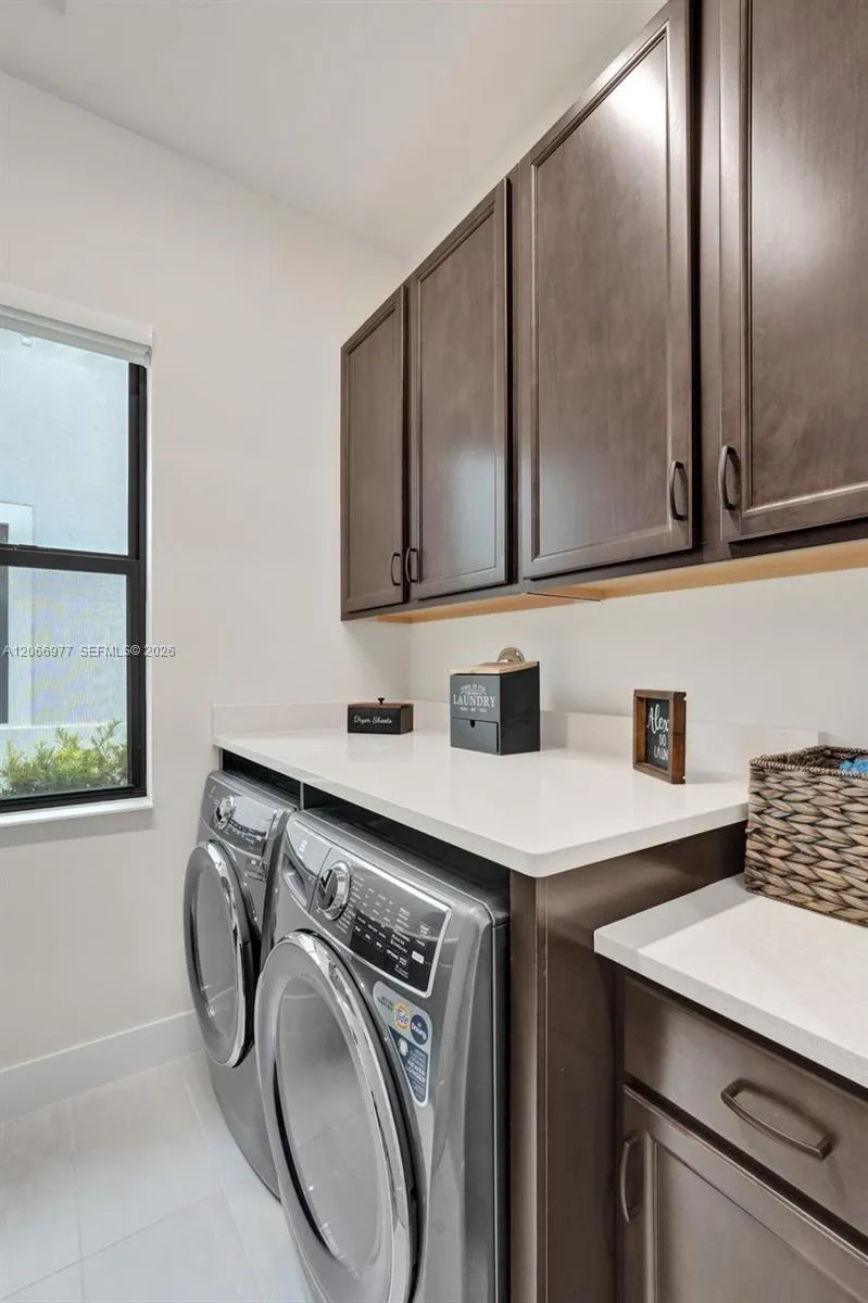 12474 Solana Bay Cir Palm Beach Gardens, FL 33412