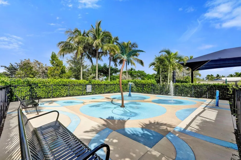 12474 Solana Bay Cir Palm Beach Gardens, FL 33412