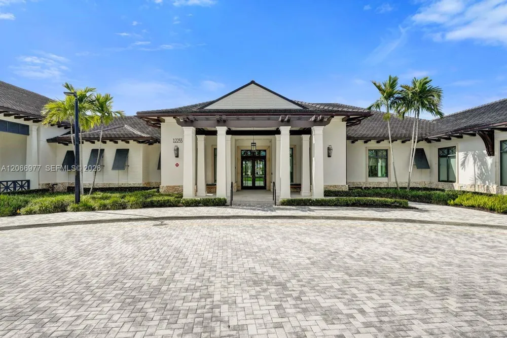 12474 Solana Bay Cir Palm Beach Gardens, FL 33412