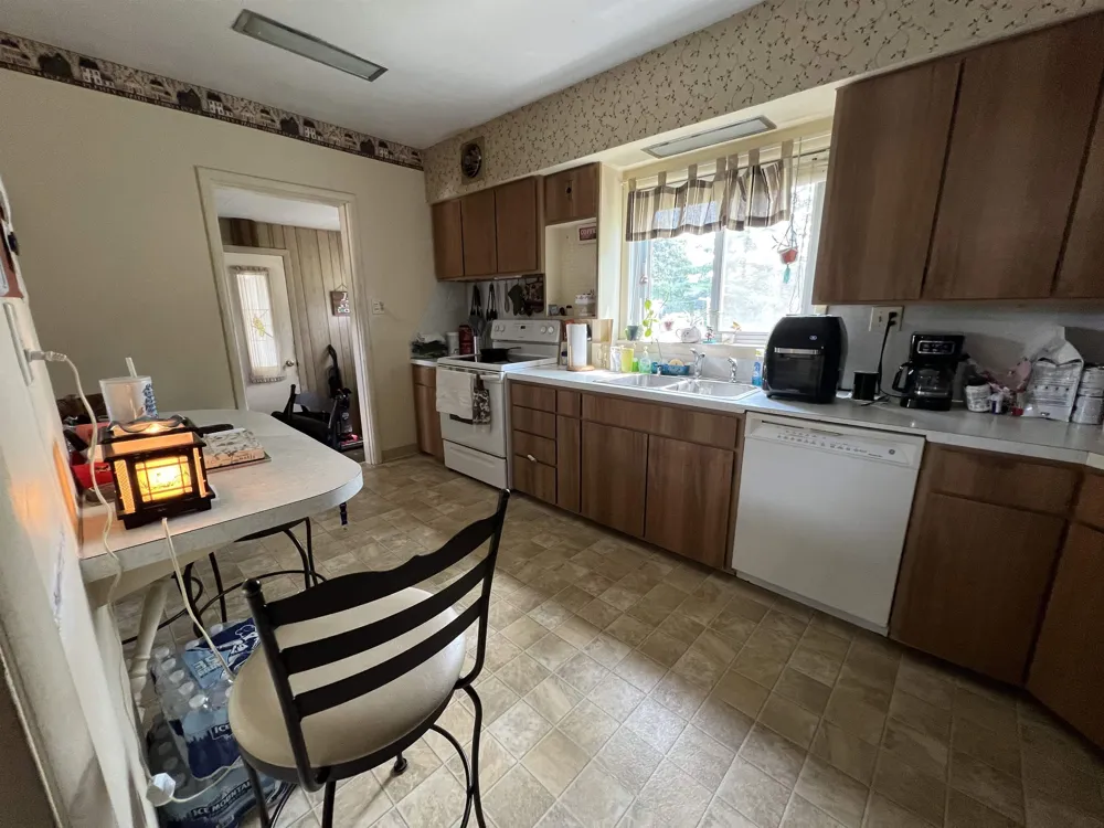 1001 Chestnut Cadillac City, MI 49601