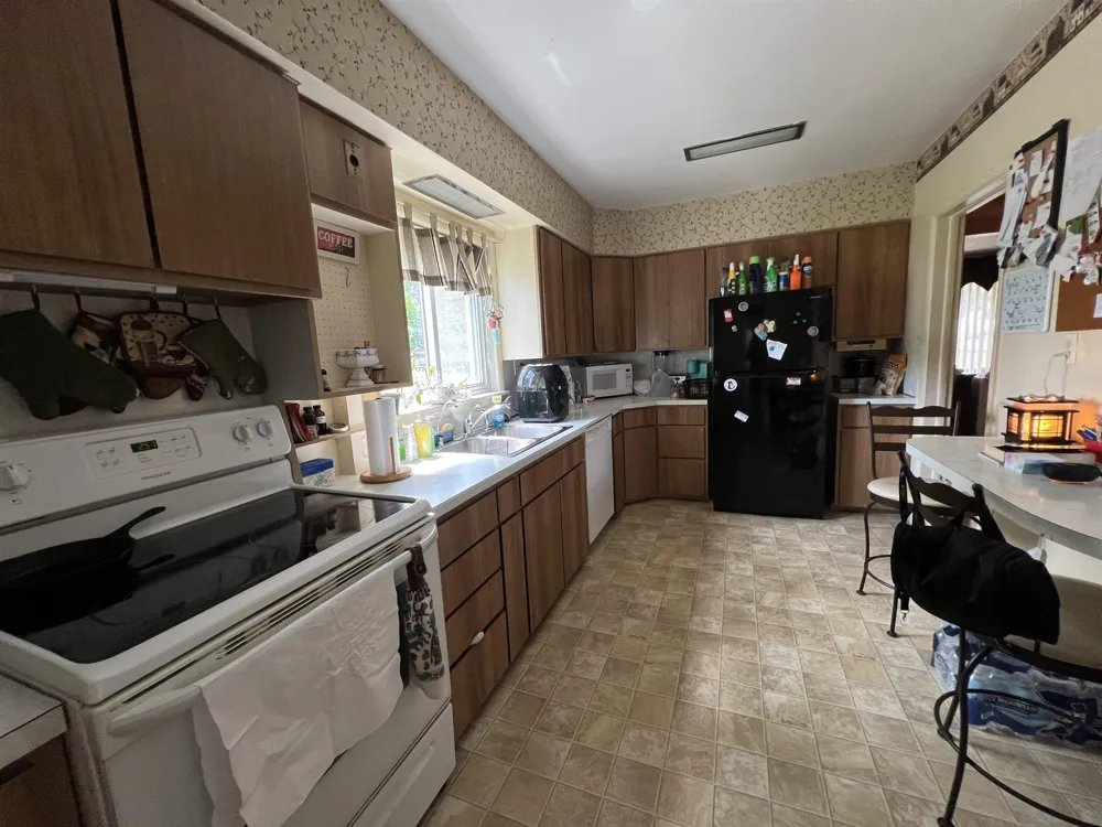1001 Chestnut Cadillac City, MI 49601