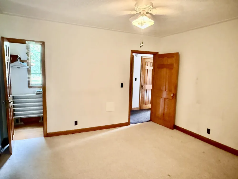 717 E Saginaw Street Breckenridge Village, MI 48615
