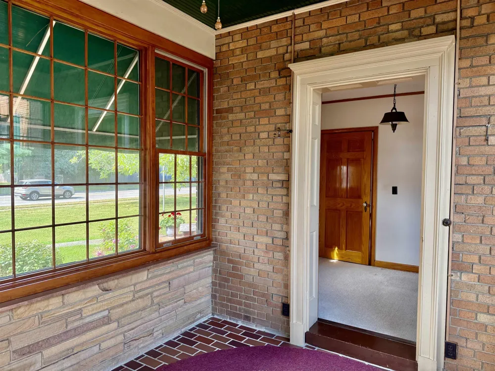 717 E Saginaw Street Breckenridge Village, MI 48615