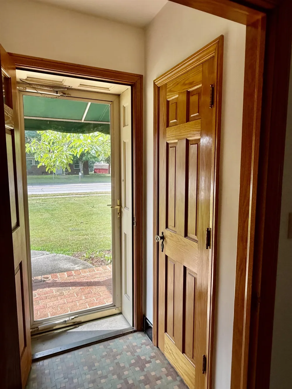 717 E Saginaw Street Breckenridge Village, MI 48615