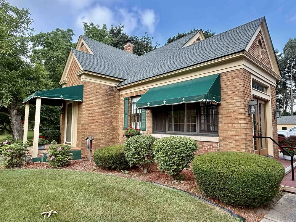 717 E Saginaw Street Breckenridge Village, MI 48615