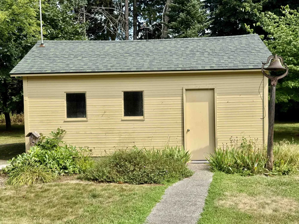717 E Saginaw Street Breckenridge Village, MI 48615