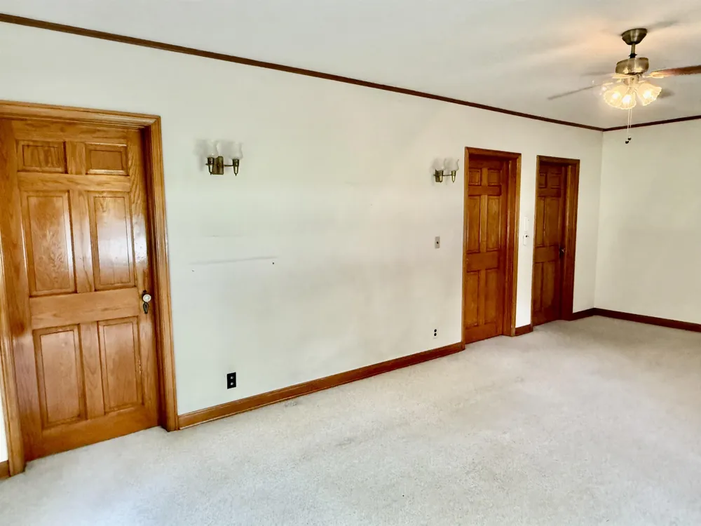 717 E Saginaw Street Breckenridge Village, MI 48615