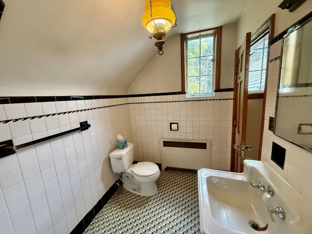 717 E Saginaw Street Breckenridge Village, MI 48615