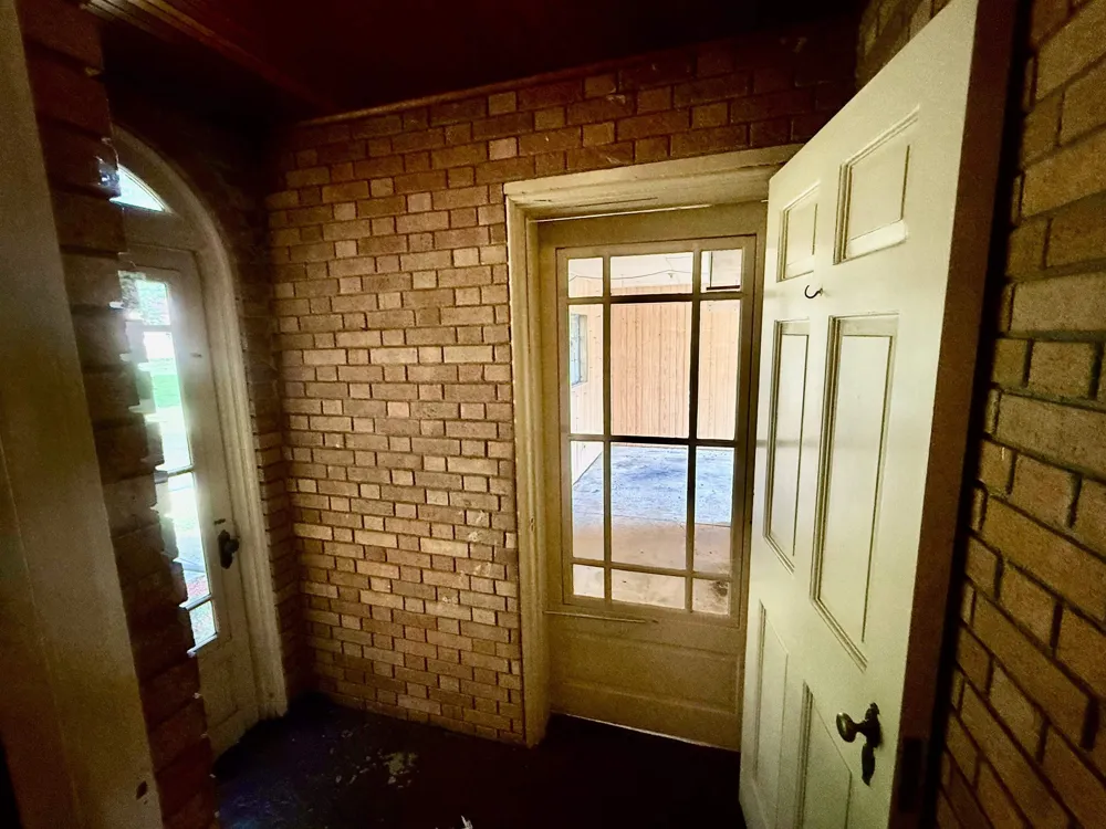 717 E Saginaw Street Breckenridge Village, MI 48615