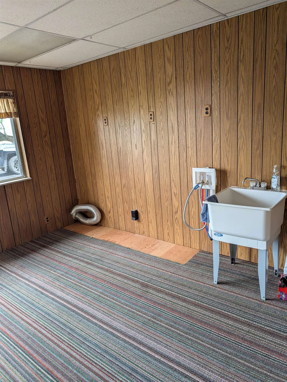 717 E Saginaw Street Breckenridge Village, MI 48615